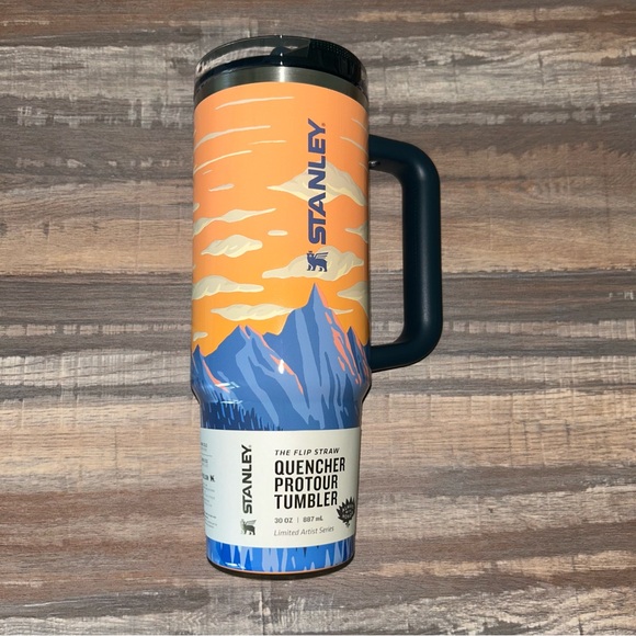 Stanley IceFlow 2.0 Flip Straw Tumbler – 30 oz – Always With Honor Dawn – NWT - Picture 1 of 4